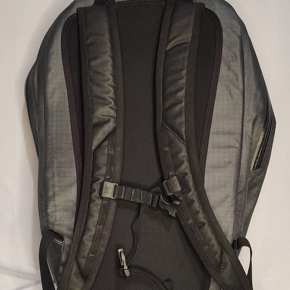 Arc'teryx Black Men's rare special edition Backpack - Picture 3 of 5